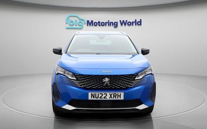 Used Peugeot 3008 Allure Premium 131 HP (96 kW) 2022 Blue SUV