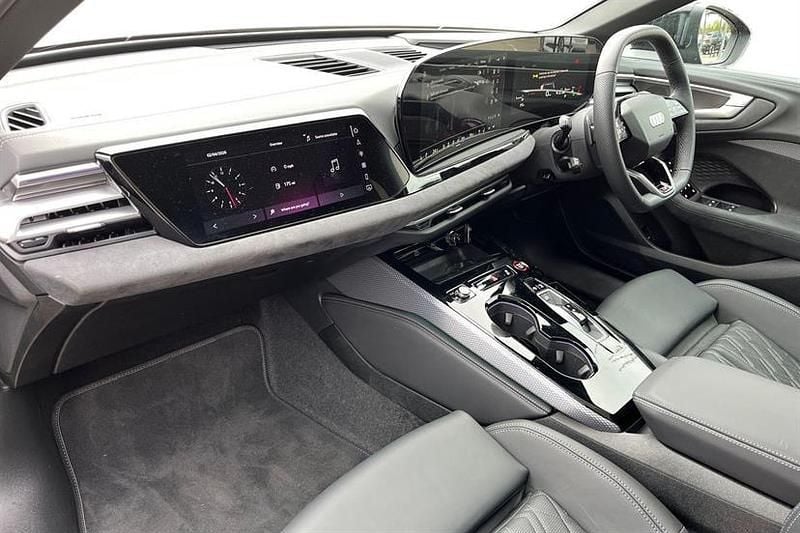 Used Audi A5 Advanced 367 HP (269 kW) 2024 Daytona grey Estate