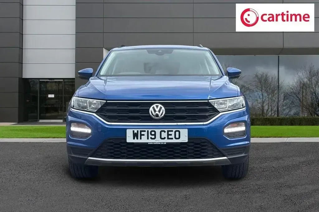 Used VW T-Roc SE 150 HP (110 kW) 2019 Blue SUV