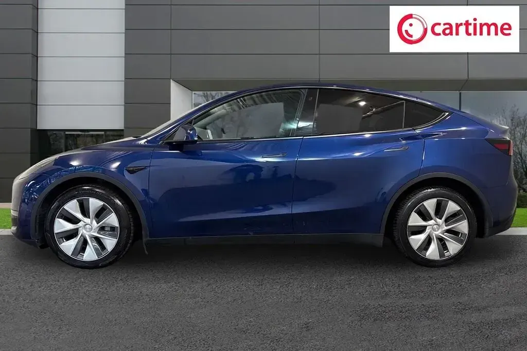 Used Tesla Model Y 282 kW (384 HP) 2022 Blue SUV