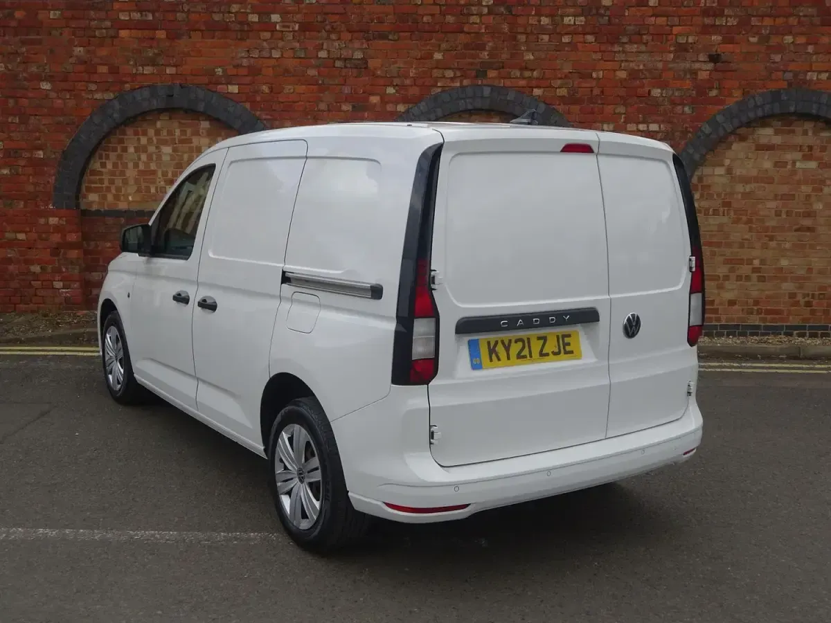 Used VW Caddy S 102 HP (75 kW) 2021 White MPV