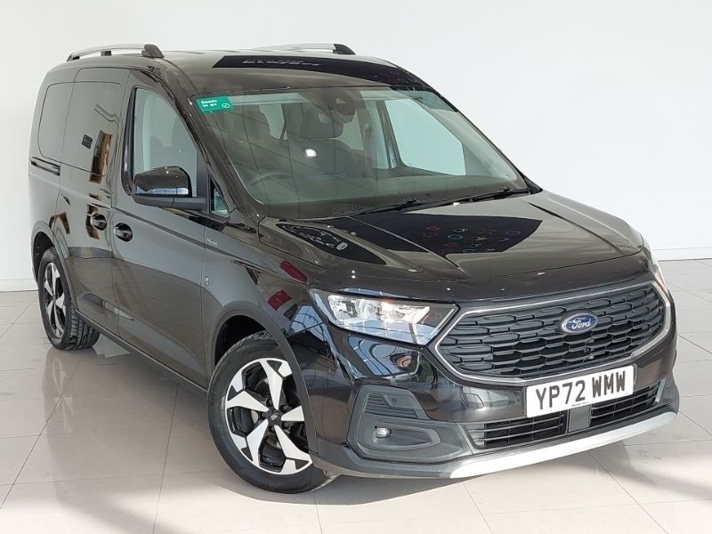 Black Used 2022 Ford Tourneo Connect Active MPV | £19,498 (Fair price) - Image 1/4