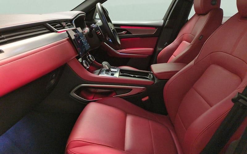 Usado Jaguar F-Pace R-Dynamic 204 HP (150 kW) 2024 SUV