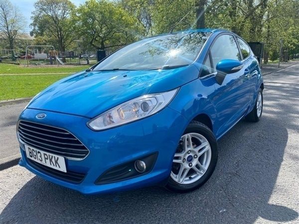 Blue Used 2013 Ford Fiesta Zetec Hatchback | £4,995 (Expensive) - Image 1/1