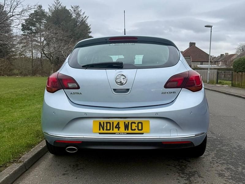 Used Vauxhall Astra Elite 2014 Silver Hatchback