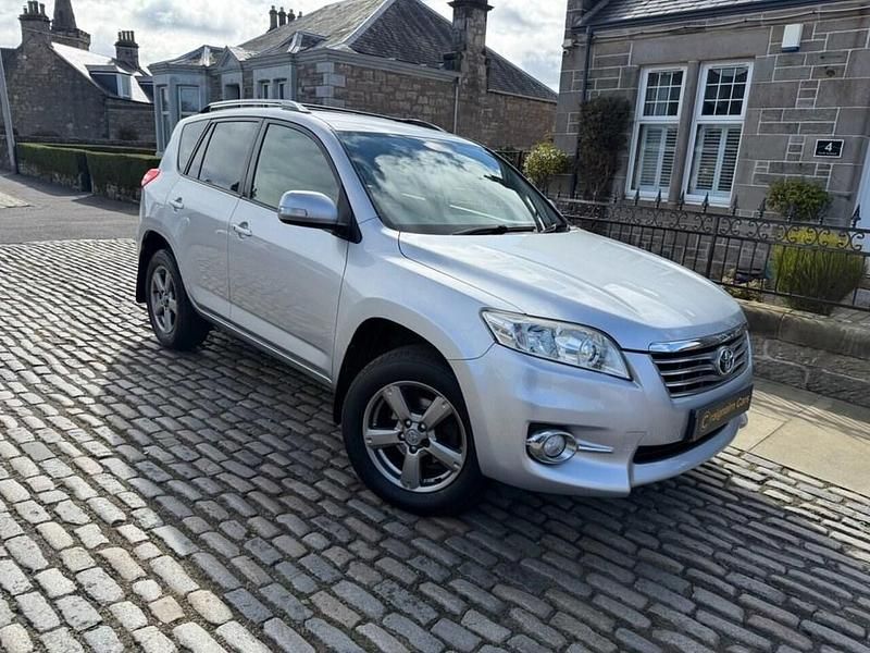Used Toyota RAV4 150 HP (110 kW) 2012 Silver SUV