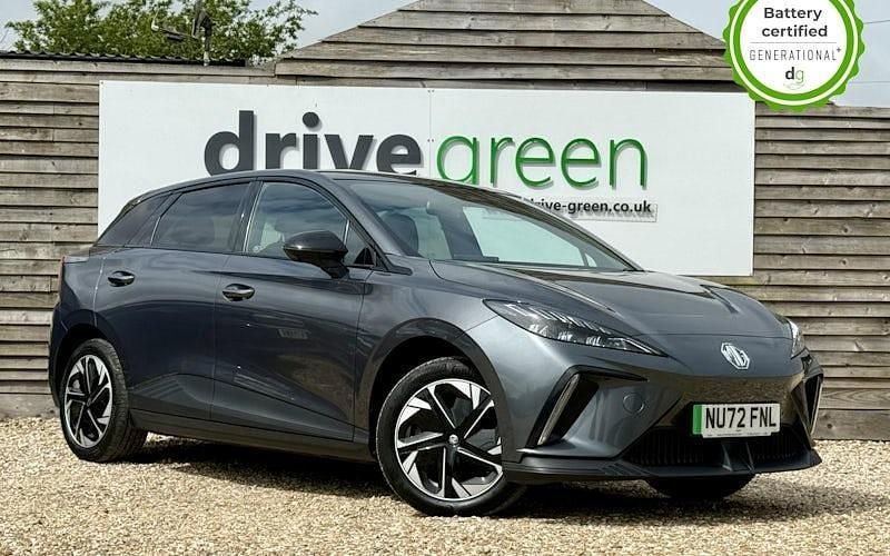 Used 2025 MG MG4 EV Trophy Hatchback | £13,695 (Super price) - Image 1/4