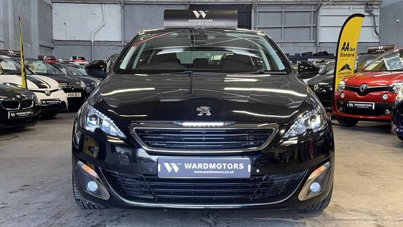 Used Peugeot 308 Allure 115 HP (84 kW) 2015 Black Hatchback