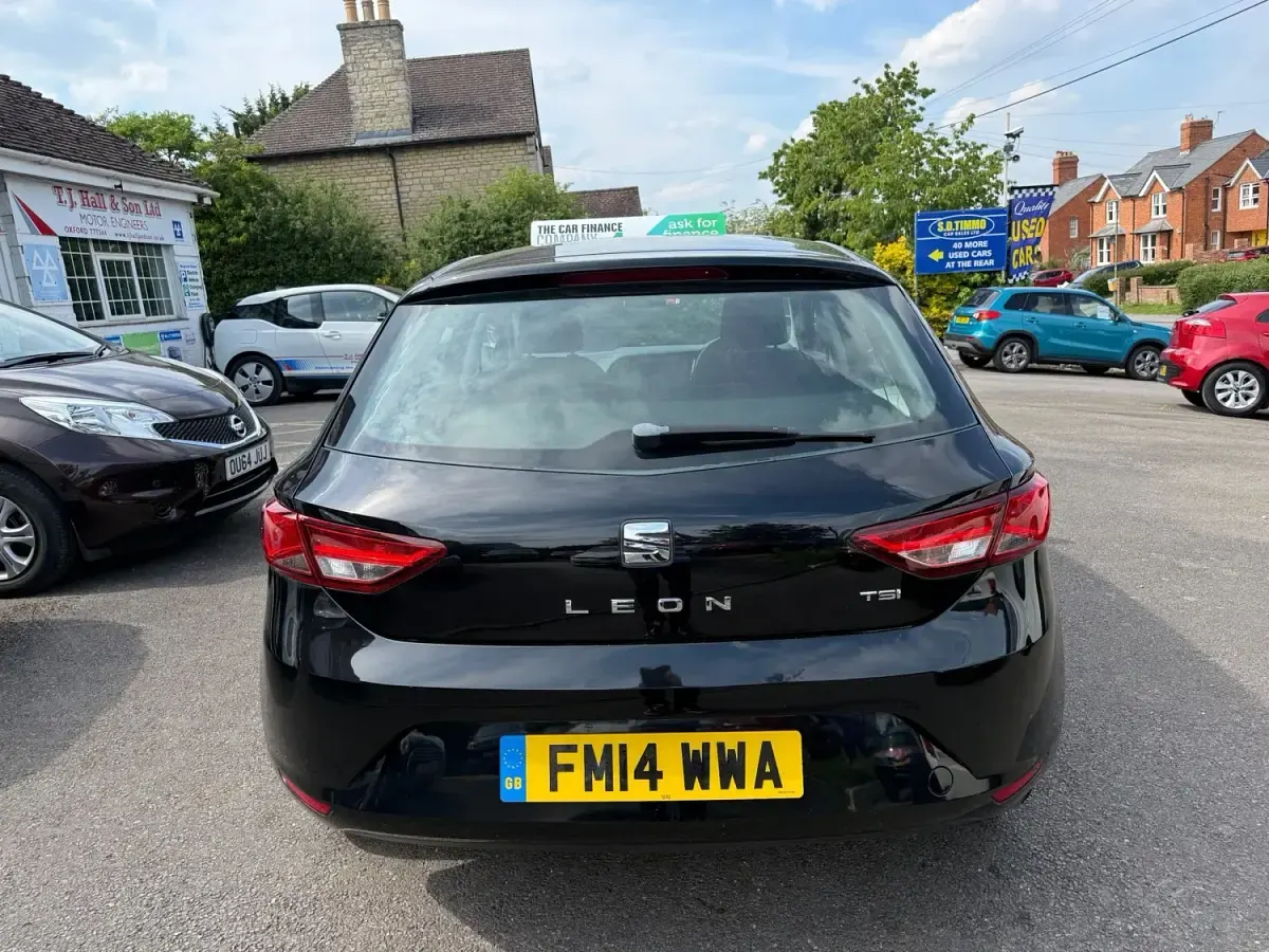 Second-hand Seat Leon SE 125 CP (91 kW) 2014 Negru Hatchback