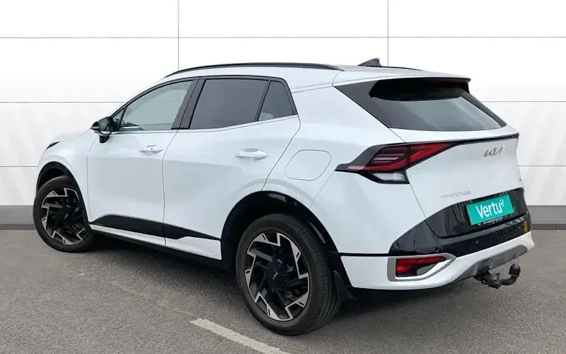 Used Kia Sportage GT-Line 150 HP (110 kW) 2023 White SUV