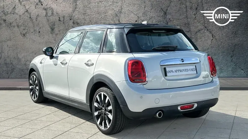 Used Mini Cooper Exclusive 136 HP (100 kW) 2019 Silver Hatchback