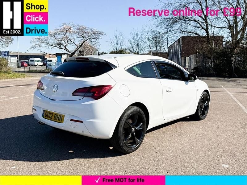 Used Vauxhall Astra GTC SRi 2012 White Hatchback