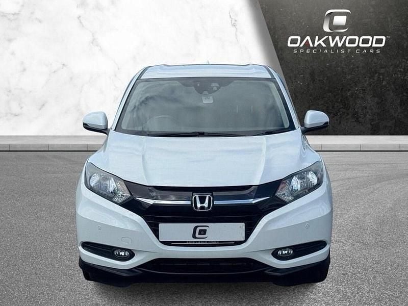Used Honda HR-V SE 130 HP (95 kW) 2015 White SUV