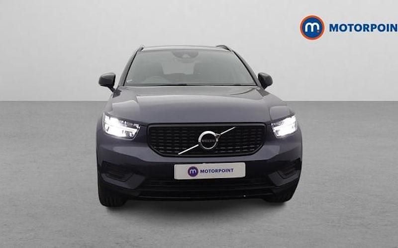 Used Volvo XC40 R-Design 197 HP (144 kW) 2021 Blue SUV