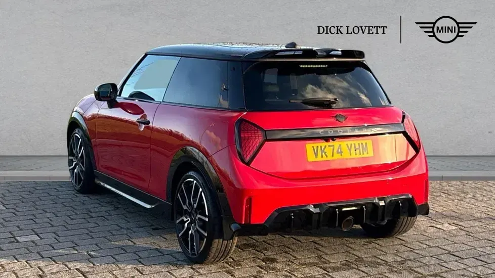 Used Mini John Cooper Works Hatch 228 HP (167 kW) 2024 Red Hatchback