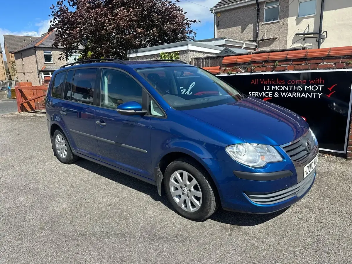 Used VW Touran S 102 HP (75 kW) 2010 Blue MPV