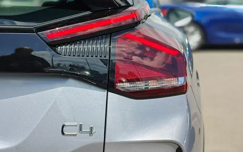 Used Citroën C4 PureTech 131 HP (96 kW) 2023 Grey SUV
