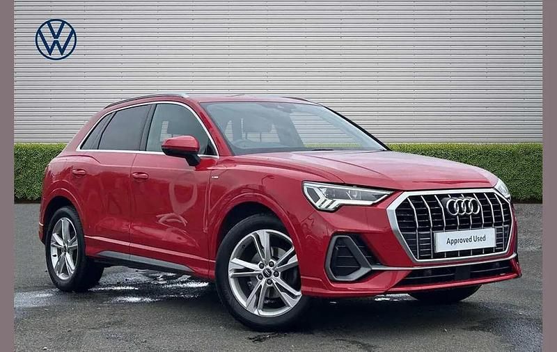 Used Audi Q3 S-Line 150 HP (110 kW) 2022 Red SUV