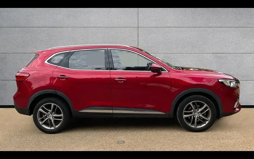 Used MG HS Excite 162 HP (119 kW) 2021 Red SUV