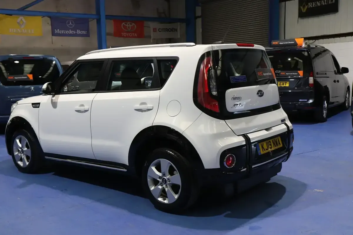 Used Kia Soul 132 HP (97 kW) 2019 White SUV