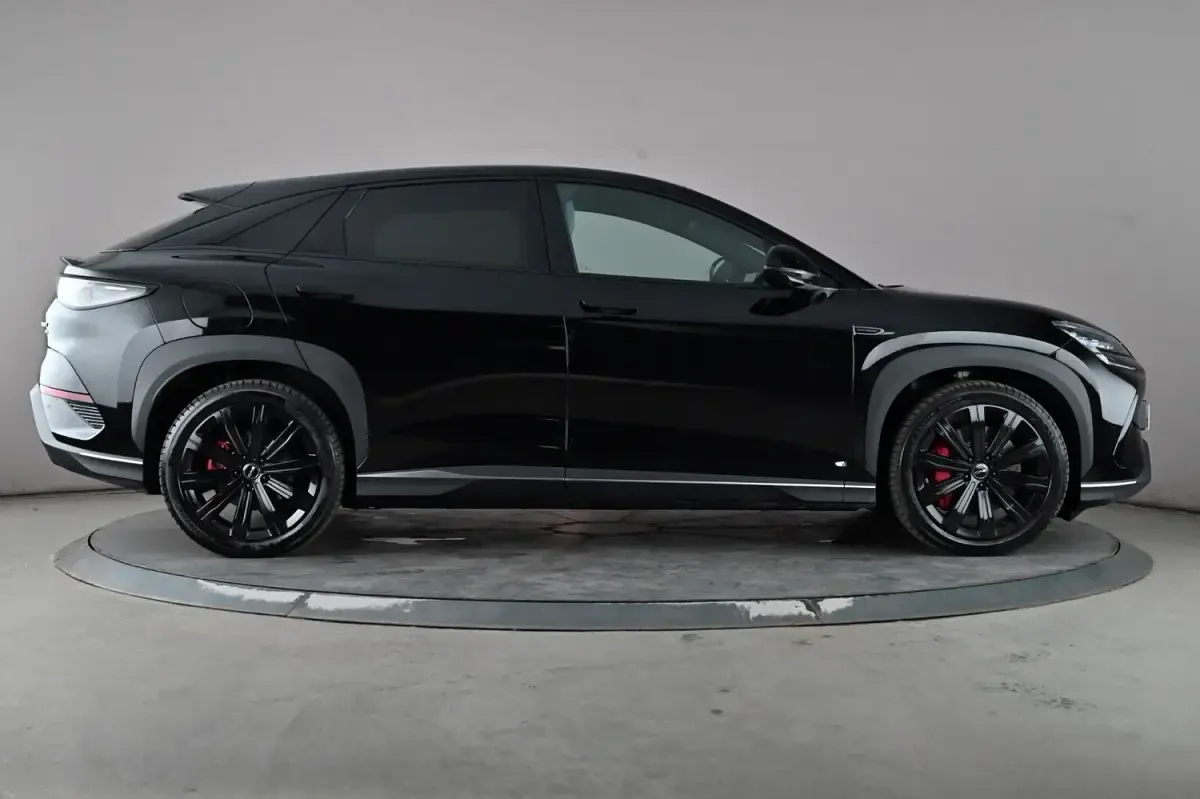 New BYD Sealion 7 389 kW (530 HP) 2026 Black SUV