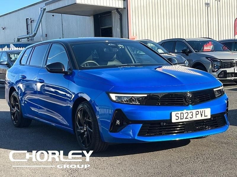 Used Vauxhall Astra S 130 HP (95 kW) 2023 Blue Estate