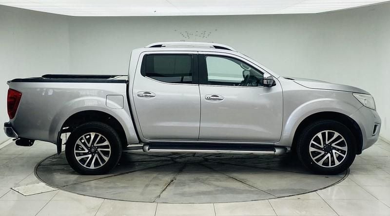 Used Nissan Navara Tekna 2017 Silver Pickup