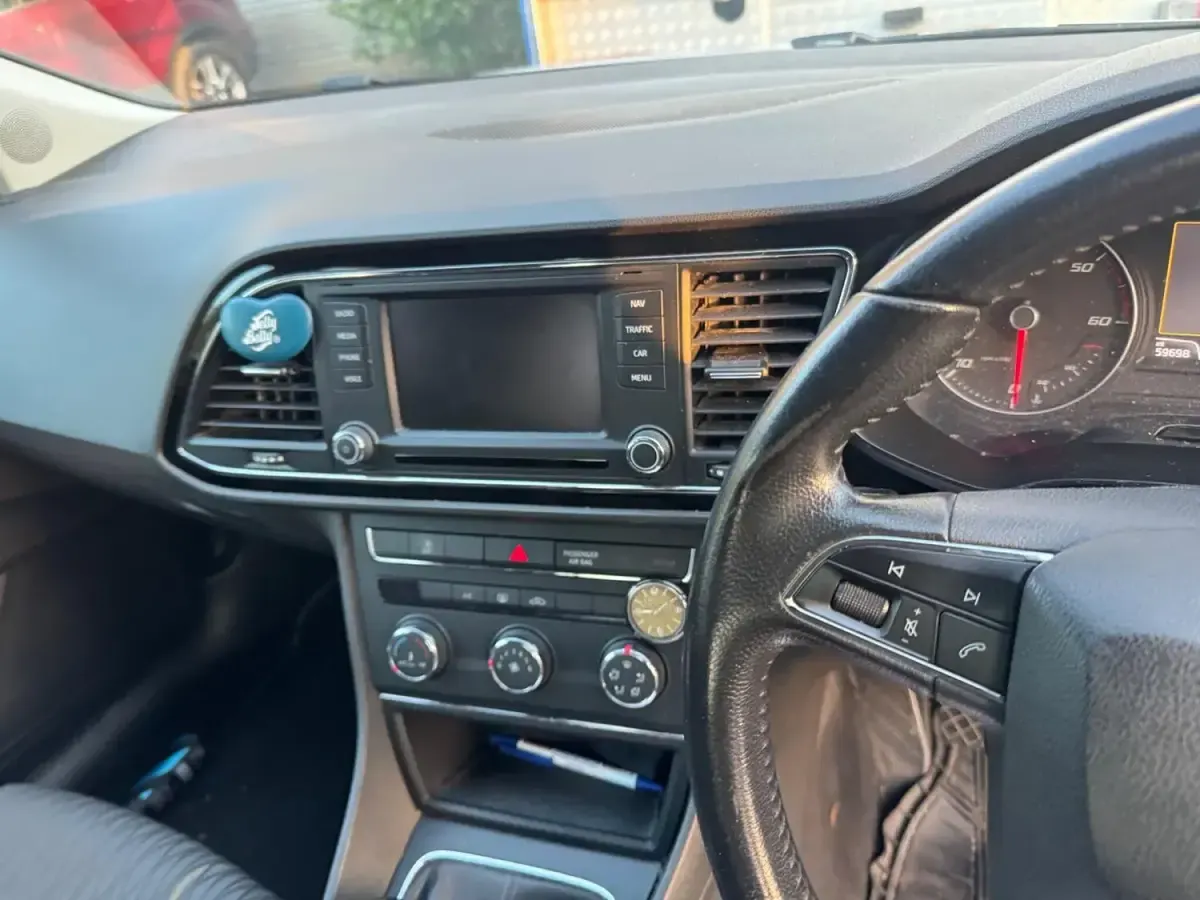 Used Seat Leon SE 2014 Silver Hatchback