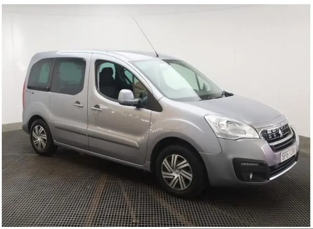 Used Peugeot Partner Allure 2017 Grey MPV