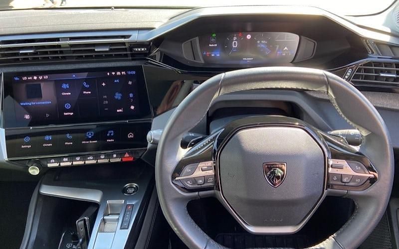 Used Peugeot 308 Allure Premium 131 HP (96 kW) 2023 Hatchback