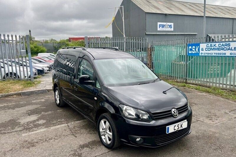 Black Used 2013 VW Caddy Maxi Life Life MPV | £9,995 (Good price) - Image 1/1