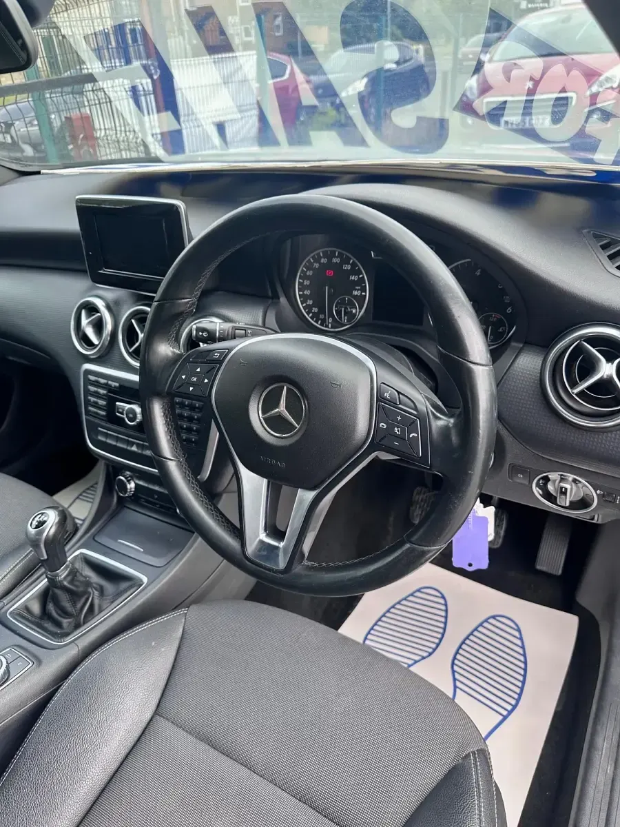 Used Mercedes A180 SE 2014 Black Hatchback