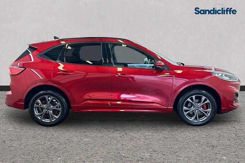 Used Ford Kuga ST-Line 225 HP (165 kW) 2022 Red SUV