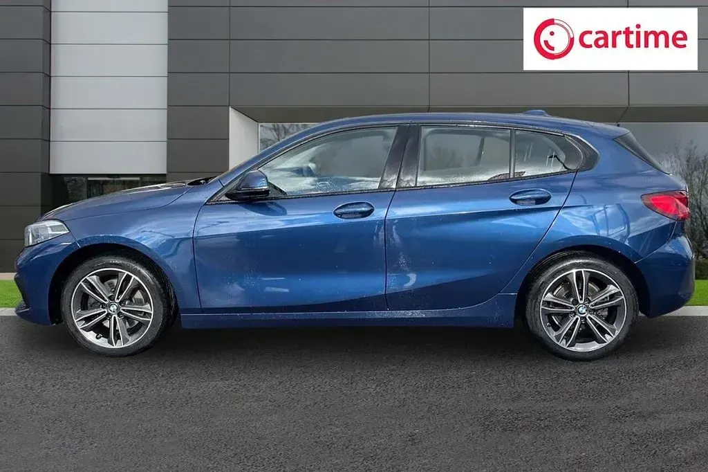 Used BMW 118 Sport Line 140 HP (102 kW) 2020 Blue Hatchback
