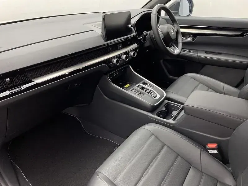 Used Honda CR-V Advance 2025 White SUV