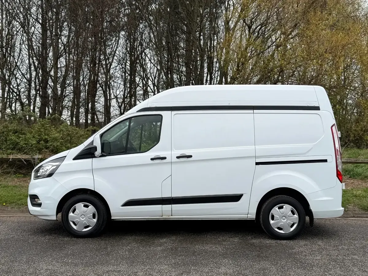 Used Ford Transit Custom Trend 130 HP (95 kW) 2020 White Van