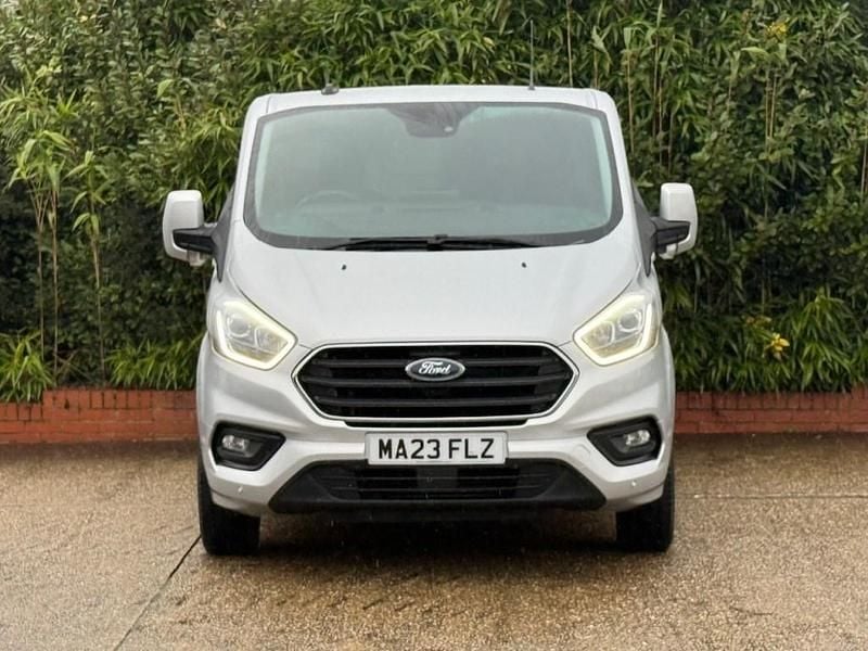 Used Ford Transit Custom Limited 130 HP (95 kW) 2023 Silver Van
