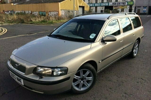 Used 2003 Volvo V70 Estate | £2,500 (A bit pricey) - Image 1/4
