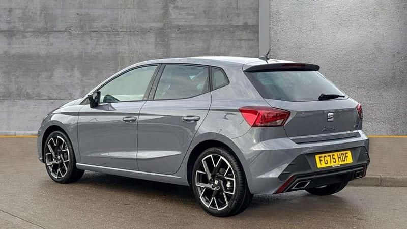 New Seat Ibiza FR Sport 115 HP (84 kW) 2025 Special metallic  graphene grey Hatchback