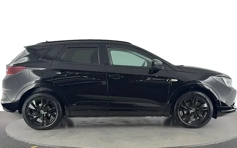 Used Vauxhall Grandland X GS Line 225 HP (165 kW) 2022 Black SUV
