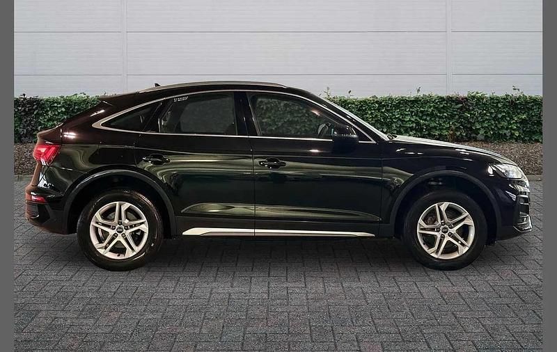 Used Audi Q5 Sportback Sport 261 HP (191 kW) 2023 Black SUV