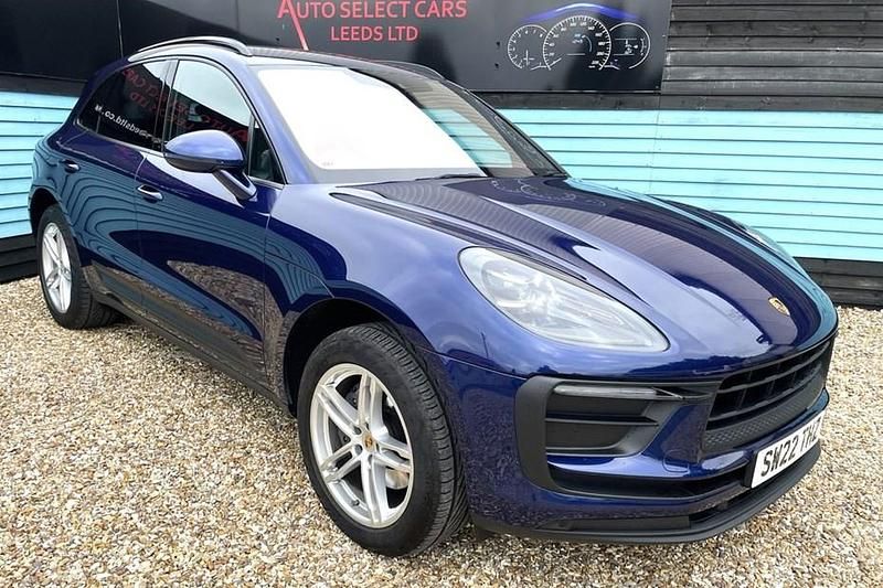 Blue Used 2022 Porsche Macan SUV | £42,950 (Good price) - Image 1/1