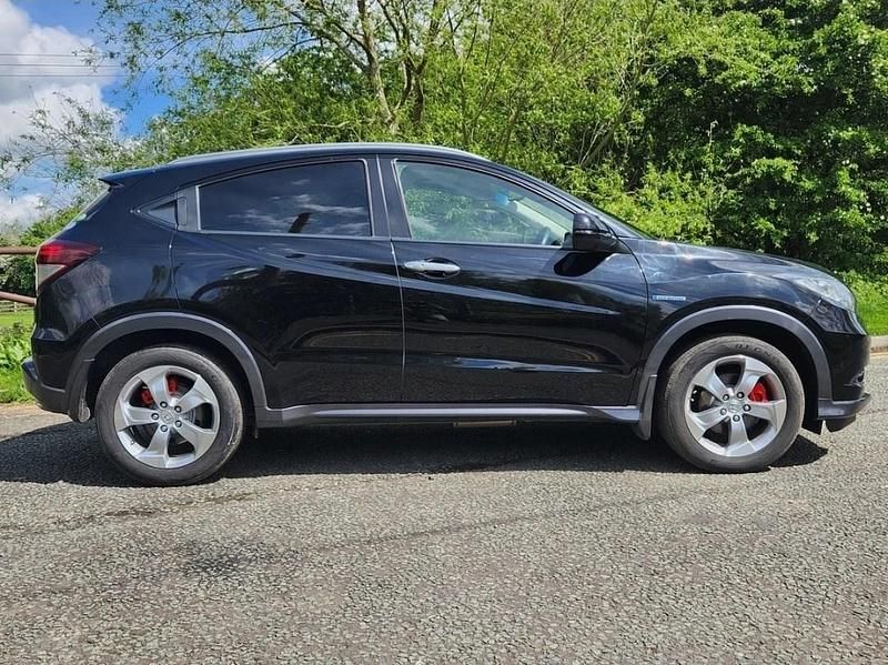 Used Honda HR-V Hybrid 2024 Black SUV