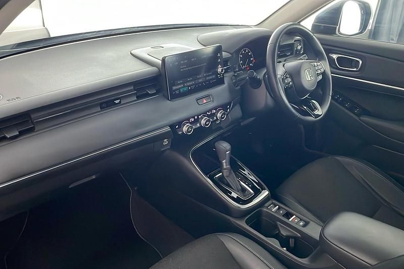 Used Honda HR-V Advance 131 HP (96 kW) 2023 Grey SUV