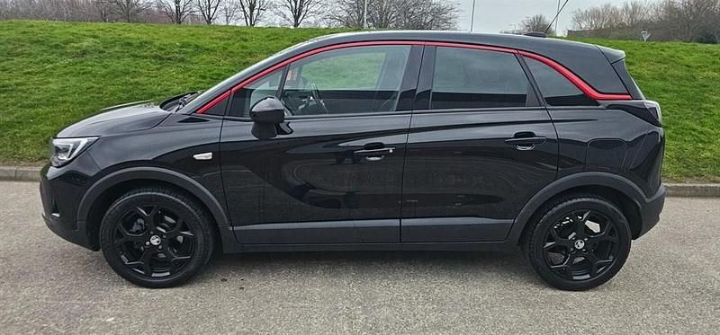 Black Used 2022 Vauxhall Crossland GS Line SUV | £9,995 (Good price) - Image 1/4
