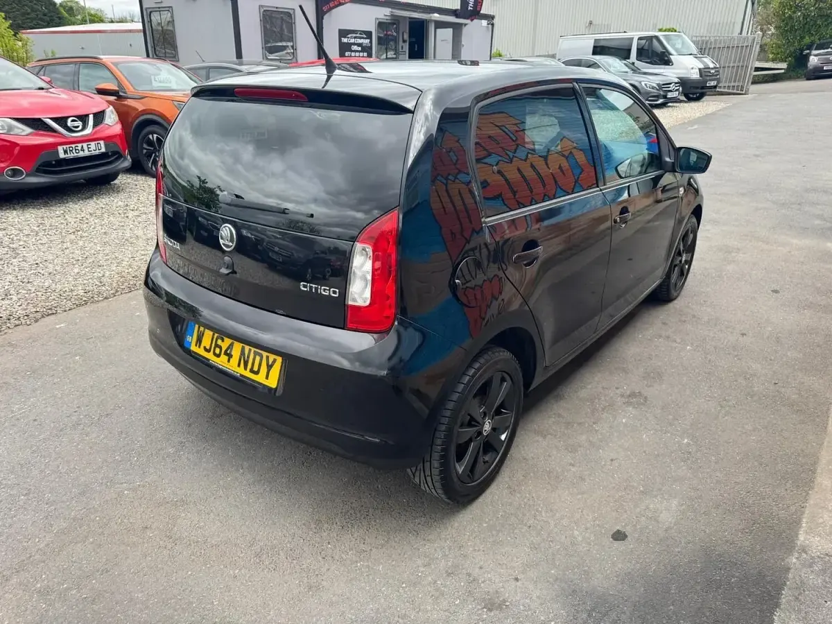 Used Skoda Citigo 75 HP (55 kW) 2014 Black Hatchback