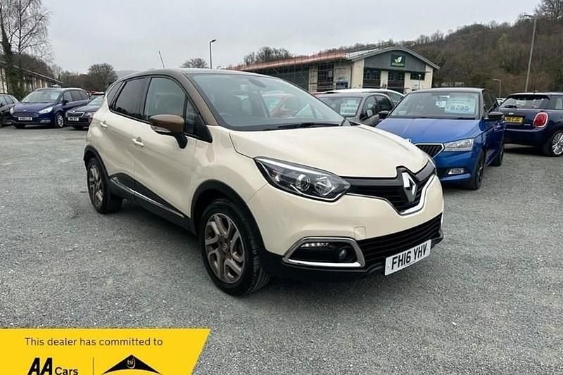 Brown/cream Used 2016 Renault Captur Iconic SUV | £8,995 (A bit pricey) - Image 1/1