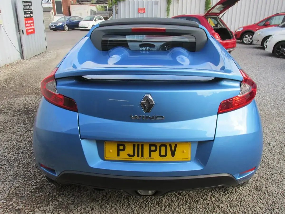 Used Renault Wind GT-Line 101 HP (74 kW) 2011 Blue Cabriolet