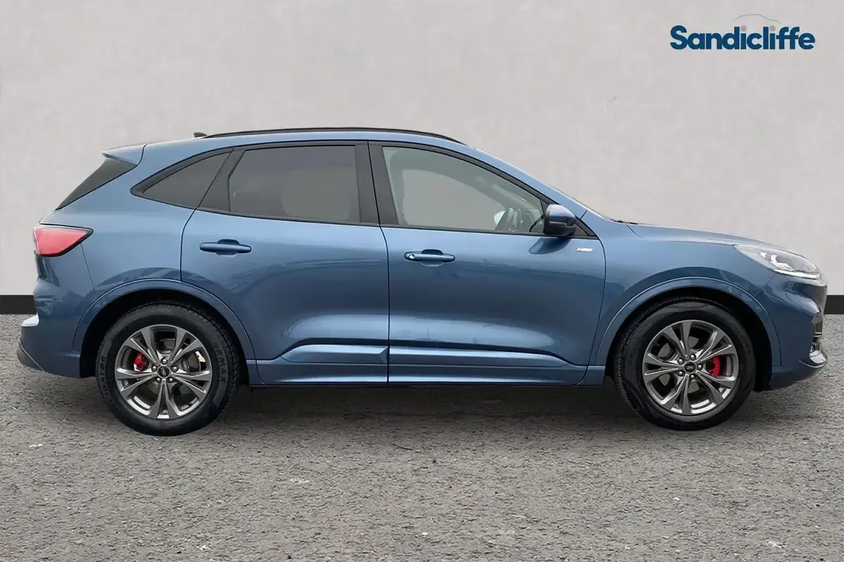 Used Ford Kuga ST-Line 190 HP (139 kW) 2023 Blue SUV