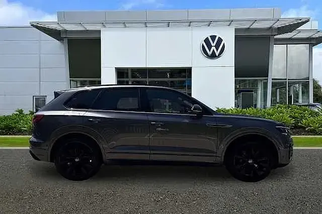 Used VW Touareg Black Edition 286 HP (210 kW) 2022 Grey SUV
